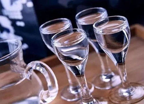 飲酒量如何計(jì)算？學(xué)會(huì)這些方法，快速評(píng)估你的酒量